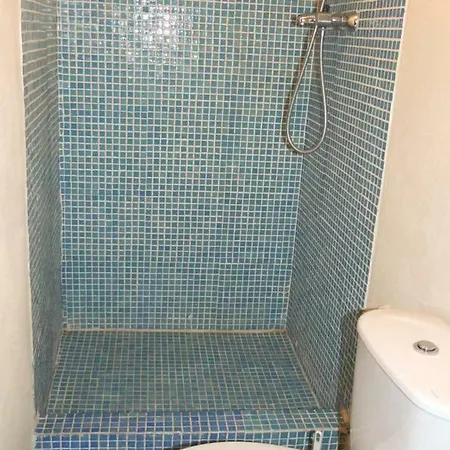 Apartment Way To Castle -