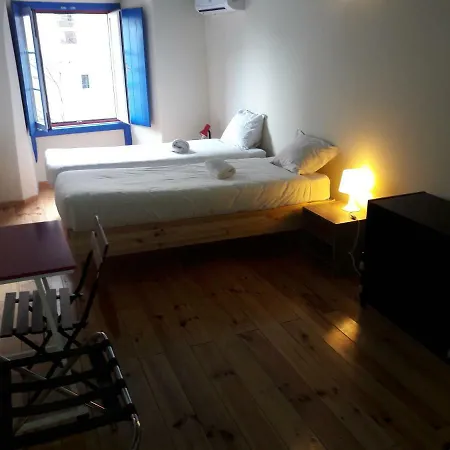 Apartment Way To Castle - Lisbon